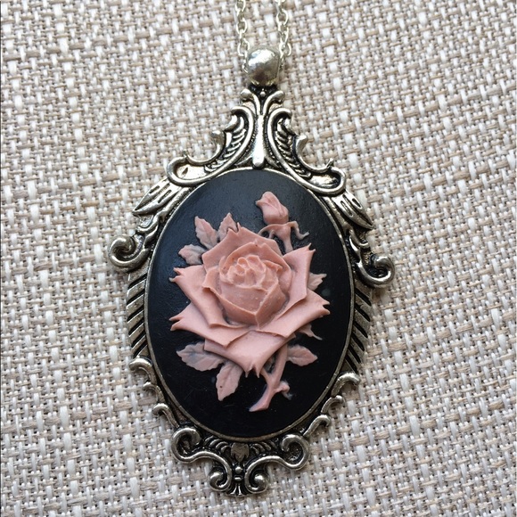 Rose Necklace Cameo Pendant Victorian Setting Pink - Picture 1 of 3